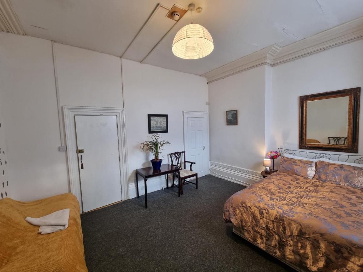 Large Flat Next To Port, Cliffs, Beach With Parking Dover Exterior foto